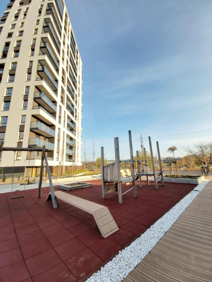 Apartament 150 Zaspa Vvita Z Prywatnym Ogrodem I Tarasem Gdansk Exterior photo