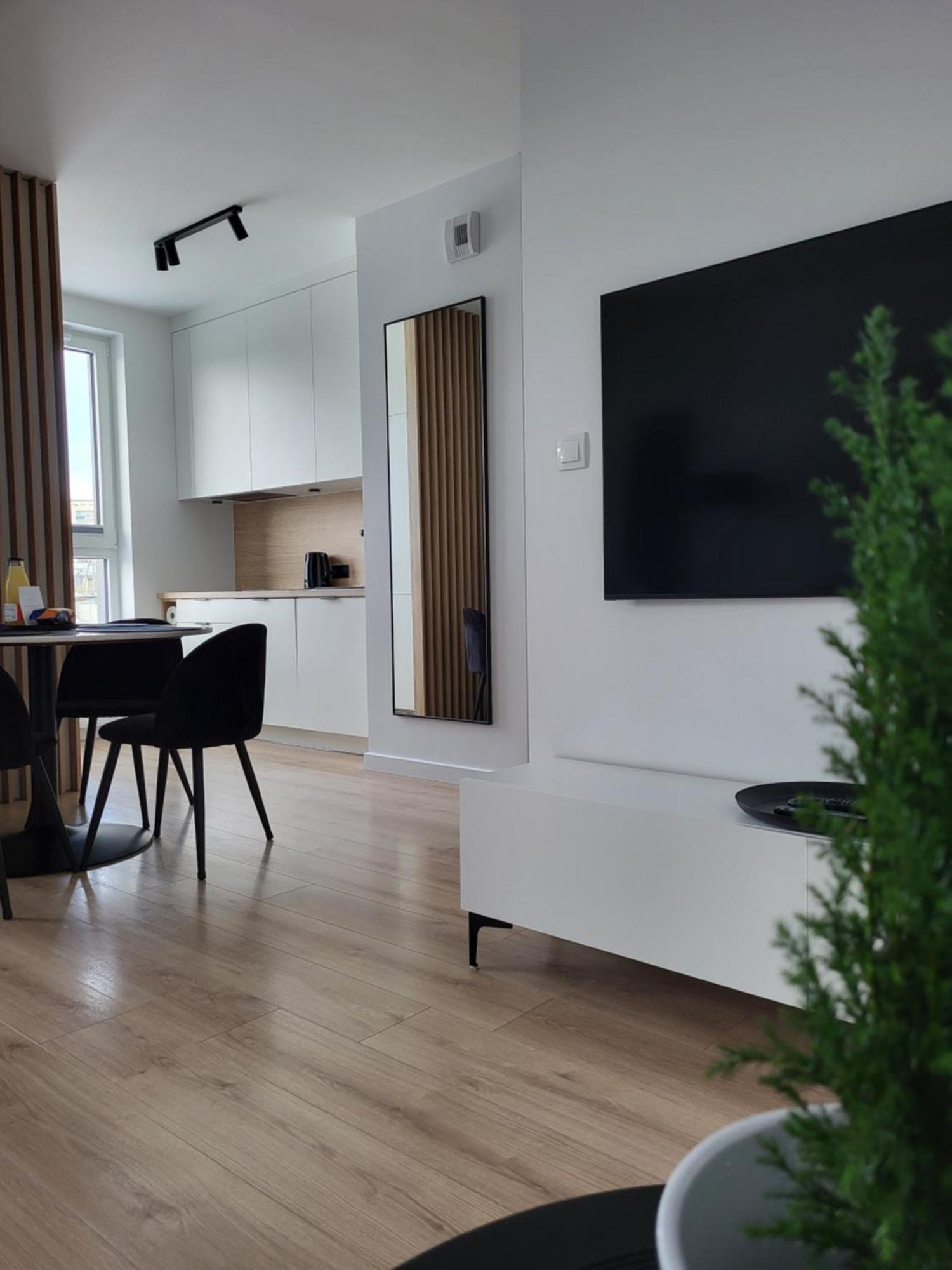 Apartament 150 Zaspa Vvita Z Prywatnym Ogrodem I Tarasem Gdansk Exterior photo